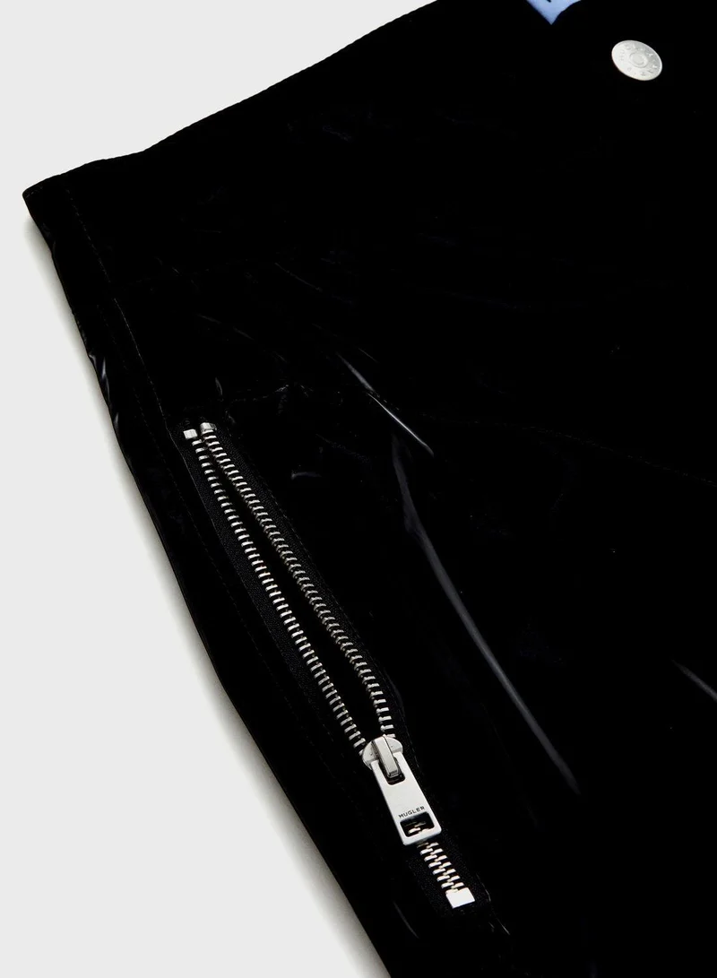 اتش اند ام بنطلون بايكر أساسي